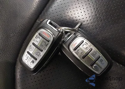 2018 Chrysler Pacifica Touring L z USA, uszkodzony, nr VIN 2C4RC1BGXJR139591